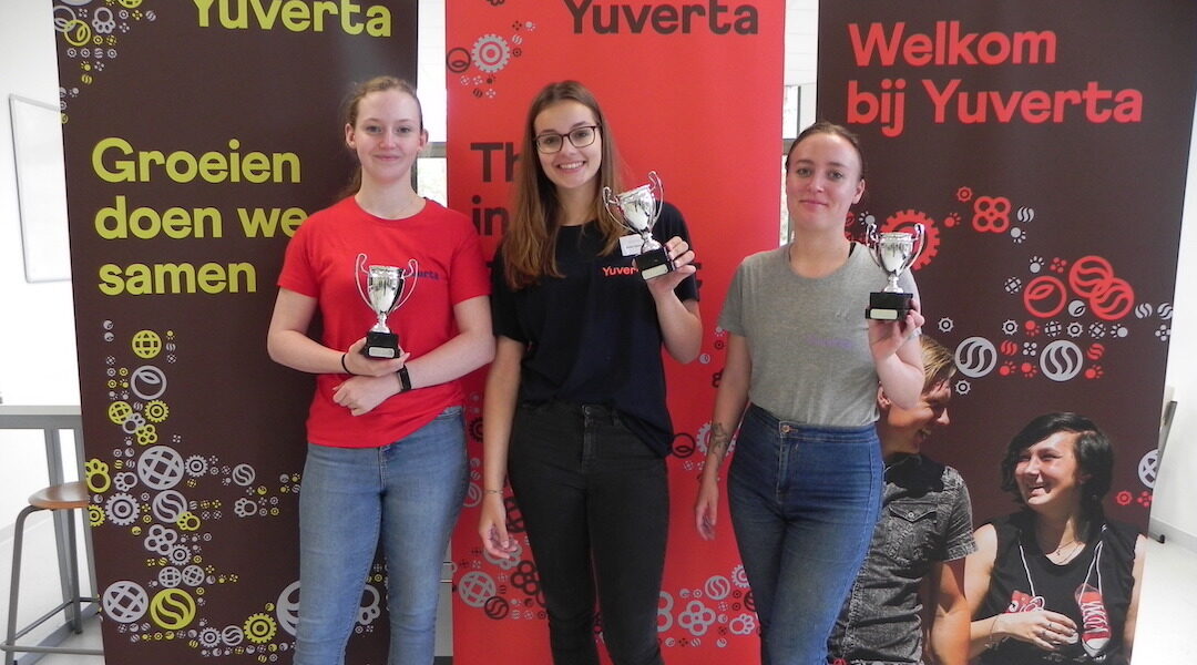 Yuverta-studenten laten hun Dierverzorging-skills zien