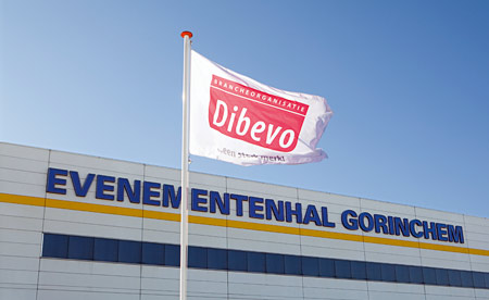 Dibevo-vlag voor de Evenementenhal Gorinchem